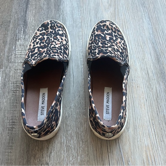 Steve Madden Symba leopard print slide sneakers - Picture 5 of 10